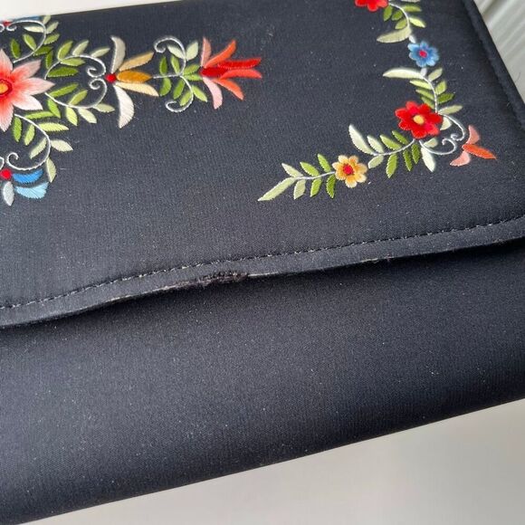 VTG 60s 70s Silk Embroidered Clutch Floral Black Evening Bag Talon Zipper Hong K - Picture 8 of 9